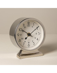 Petite Horloge à Poser Acier 6x12x14cm