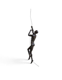 Déco suspension alpiniste résine 31x6x8cm
