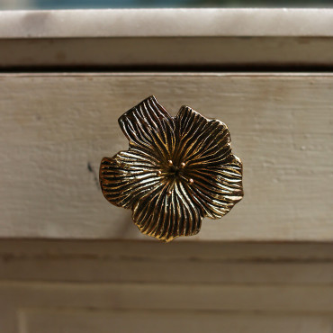 Bouton de tiroir Fleur Hibiscus Doré Laiton Recyclé 8x8x9cm