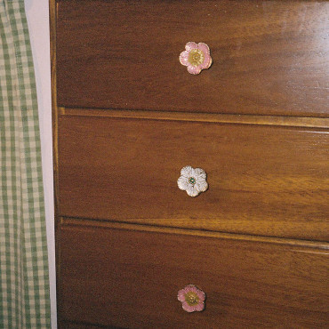Bouton de tiroir Fleur Blanche Laiton Recyclé 5x5x7cm