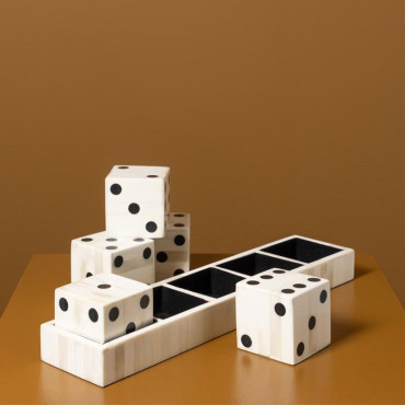 Ensemble de 5 Dés Décoratifs Résine Blanc Noir 46x10x8cm