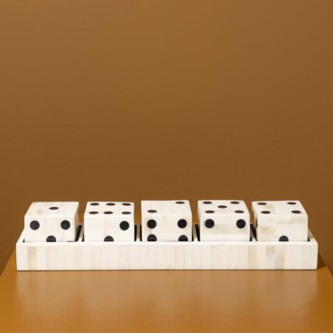 Set de 5 Dés Décoratifs Résine Blanc Noir 46x10x8cm